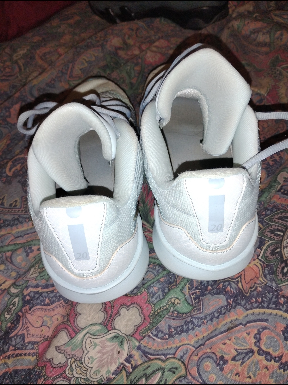 Nike -Glacier Blue Sabrina 3 Womens Size 10 Athletic Sneakers With Gold Swoosh - Picture 4 of 5